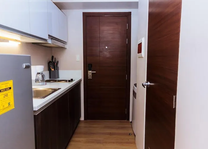 Apartment Modern One Br Makati Swim Gym Parking Netflix Fast 2428 *