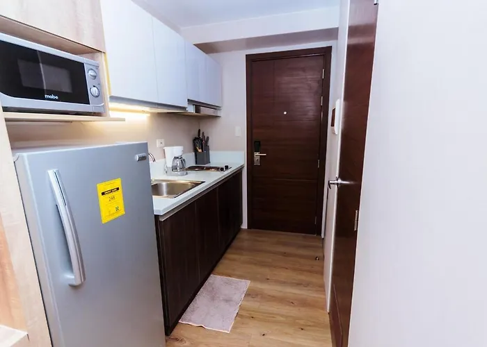 Apartment Modern One Br Makati Swim Gym Parking Netflix Fast 2428 *