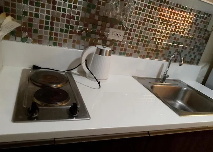 Modern One Br Makati Swim Gym Parking Netflix Fast 2428 *