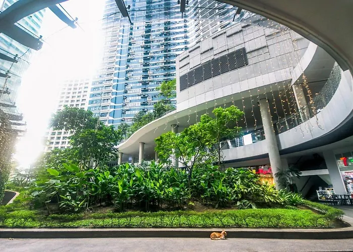 Modern One Br Makati Swim Gym Parking Netflix Fast 2428 Apartment