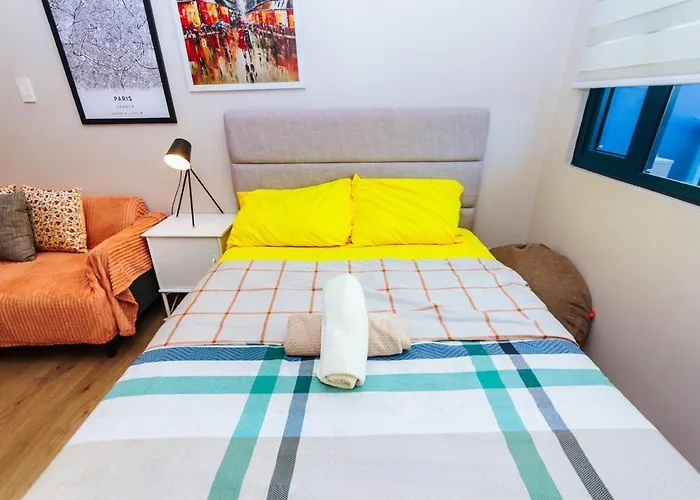 Apartment Modern One Br Makati Swim Gym Parking Netflix Fast 2428 Manila
