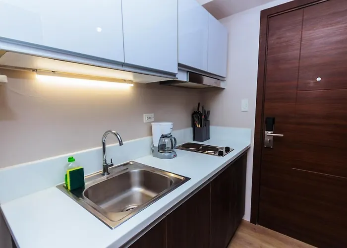 Apartment Modern One Br Makati Swim Gym Parking Netflix Fast 2428 *